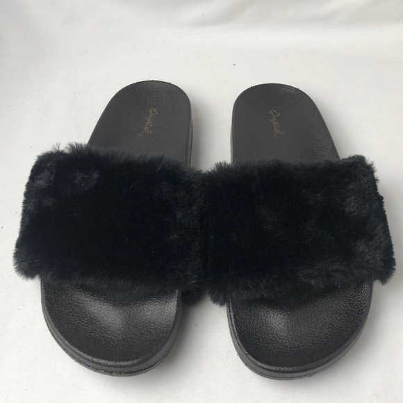 qupid fur slides